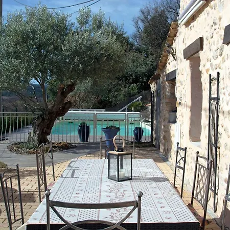 La Bergerie D'estoublon Nyaraló Estoublon
